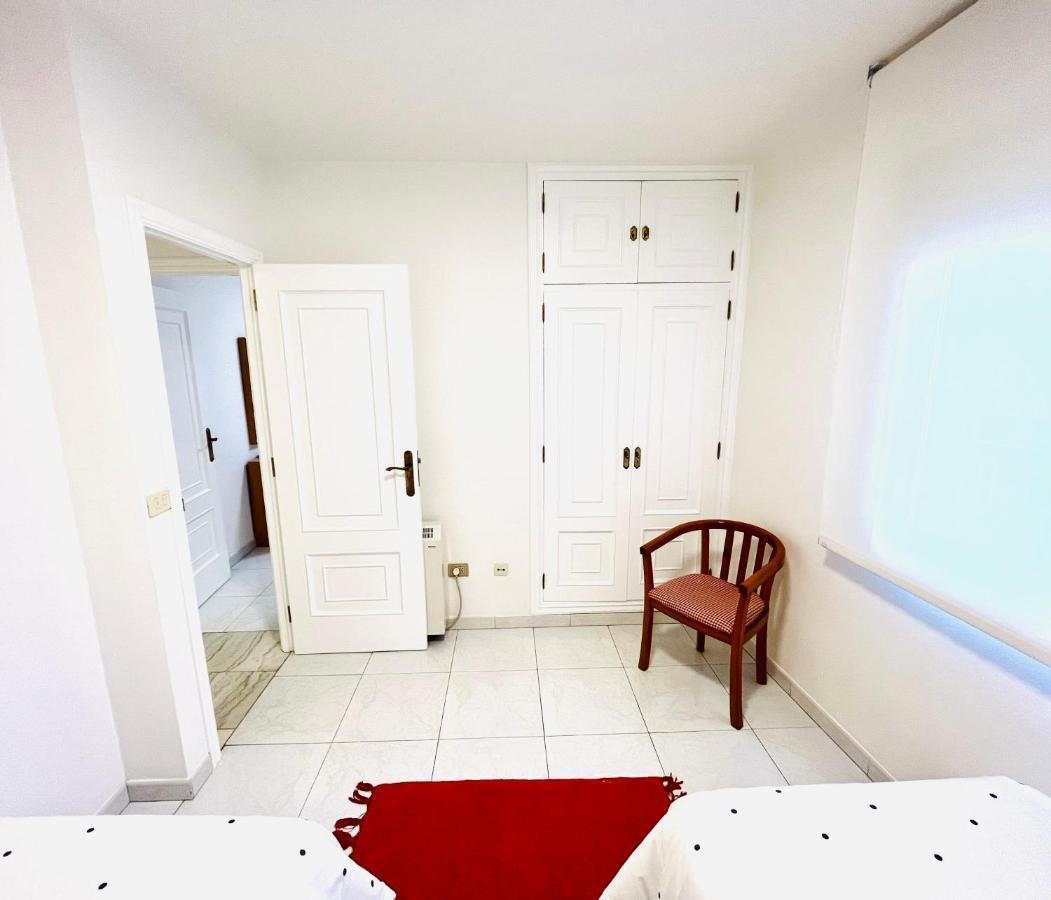 Apartamentos Faro Da Rocha โอโกรเบ ภายนอก รูปภาพ