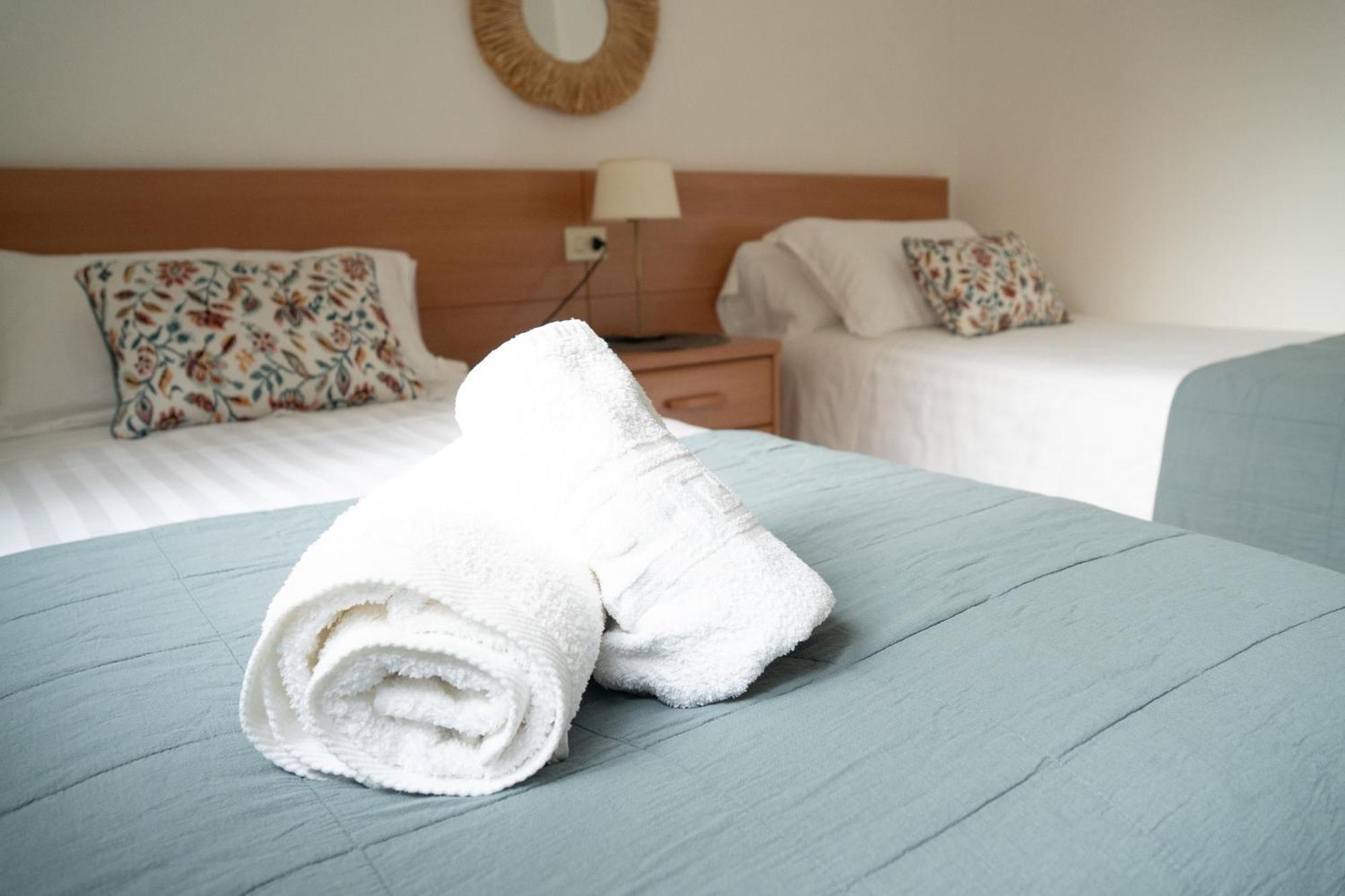 Apartamentos Faro Da Rocha โอโกรเบ ภายนอก รูปภาพ