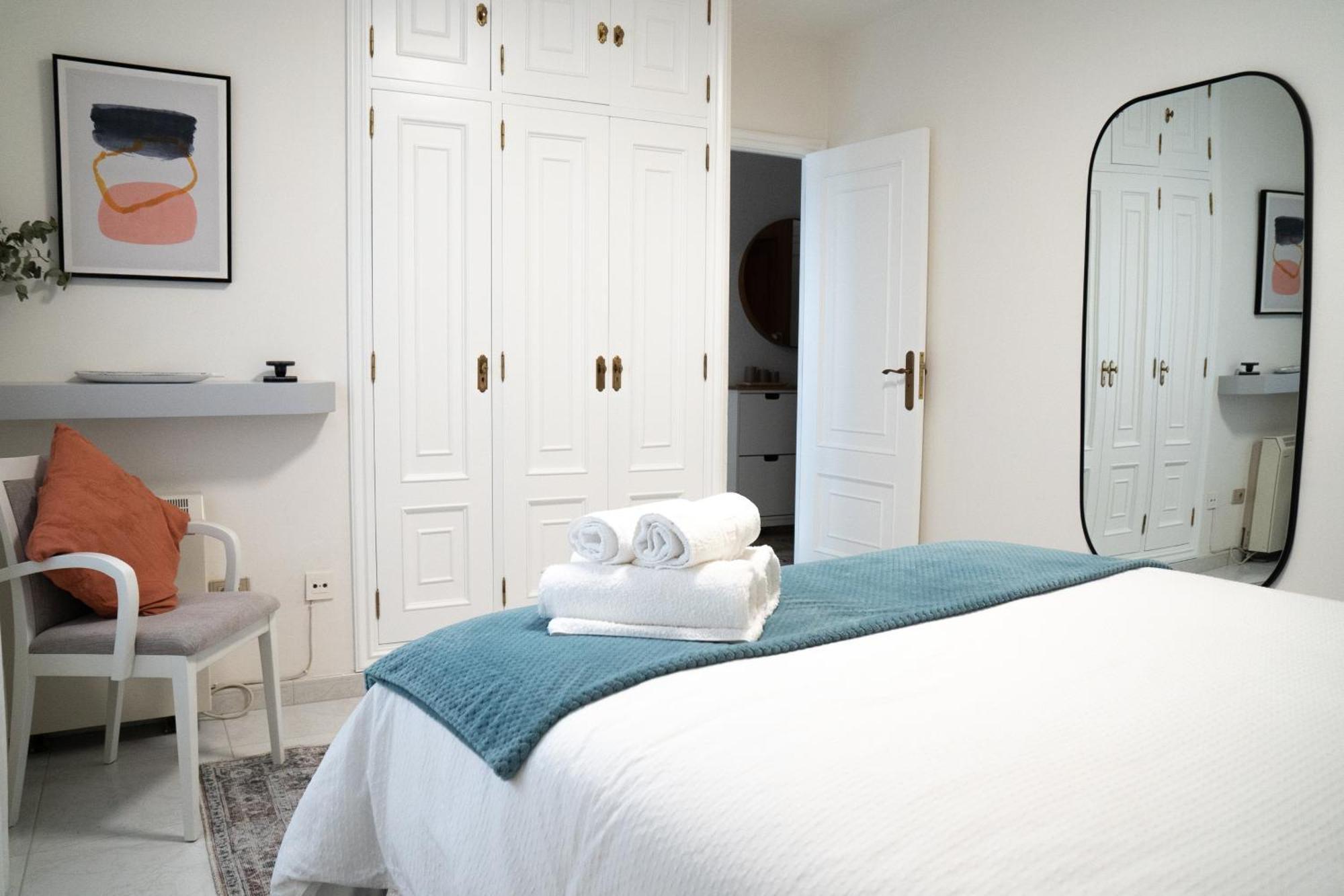 Apartamentos Faro Da Rocha โอโกรเบ ภายนอก รูปภาพ